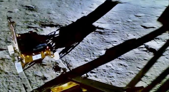 Véget ért a Chandrayaan-3 misszió, de lehet, hogy csak átmenetileg szünetel
