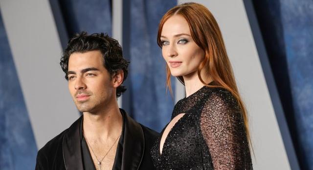 Bár a válóperes ügyvéd már dolgozik, Joe Jonas visszahúzta az ujjára a gyűrűt