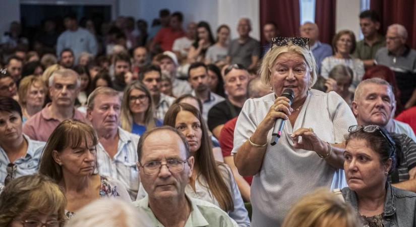 „Nem másról, az életünkről van szó” - Félnek a helyiek, két petíciót is indítottak az alsózsolcai akkubontó építése ellen