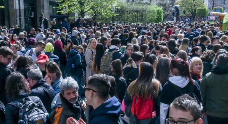 Közös éneklésre hív a Petőfi-év alkalmából az Örkény Színház