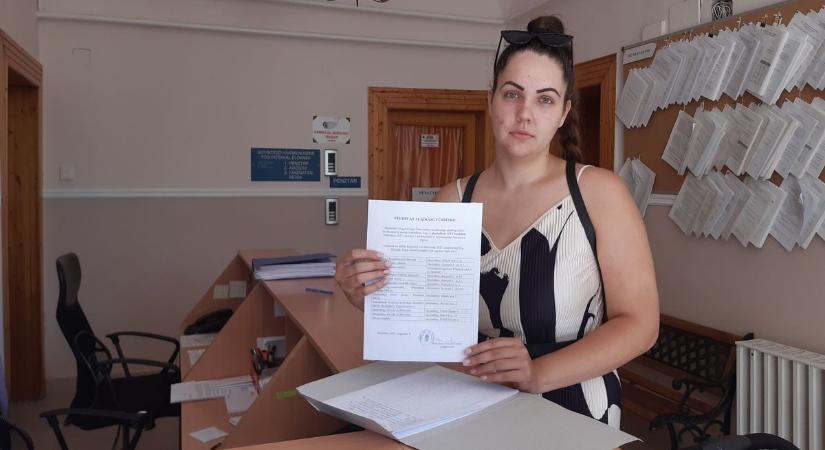 Hiába tiltakoznak aláírásgyűjtéssel a ladányiak, nem másítja meg döntését a bank