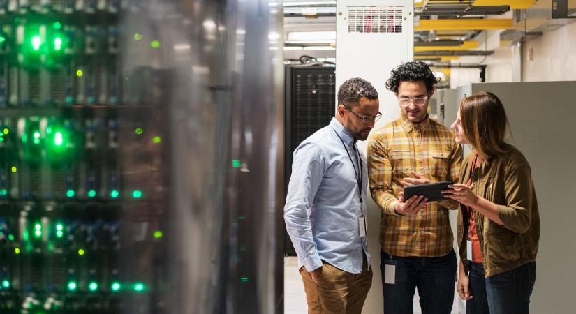 A Schneider Electric szolgáltatásával erősödhet a kiberbiztonság a gyártóknál