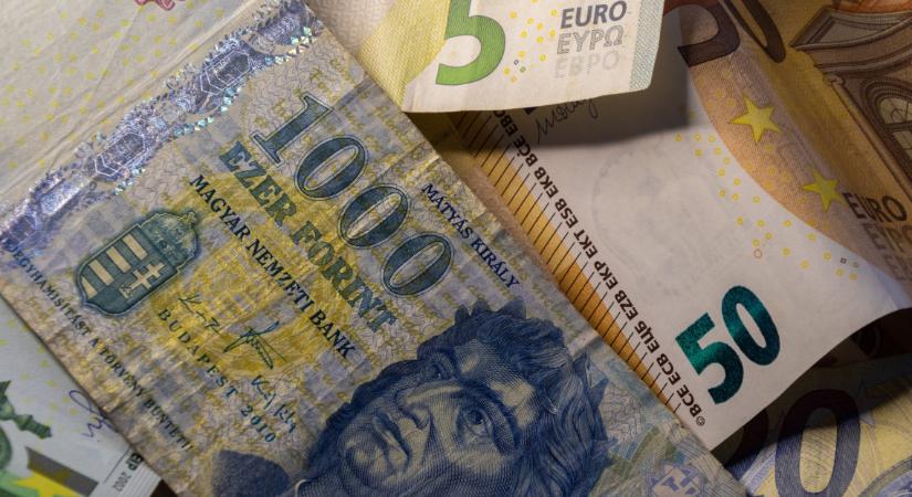 Felháborodott a vidéki falu, petíciót indítottak: elvennék az egyetlen bankfiókjukat is