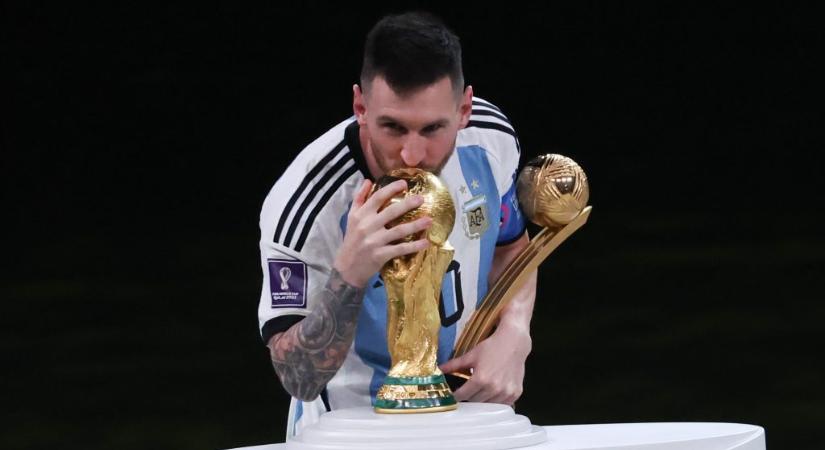 Nyolc Manchester City-játékos, két kapus és Messi is jelölt az Aranylabdára, Ronaldo 30-ban sincs