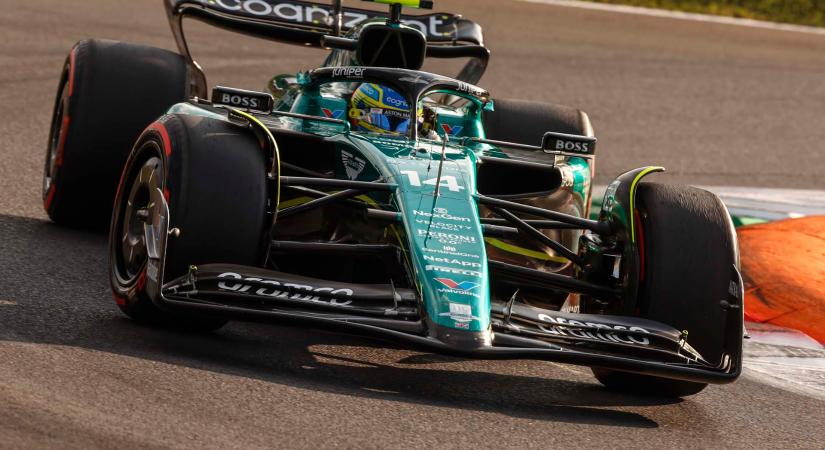 Alonso nem Perez, hanem Hamilton legyőzésére fókuszál