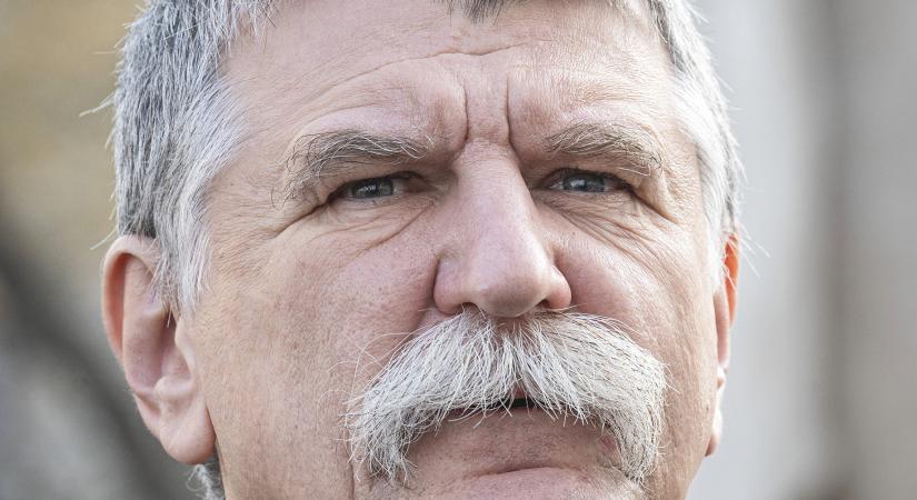 Kövér László szerint is kisebb hajó, és nagyobb szerénység kéne Lölőnek