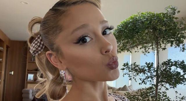 Ariana Grande nyíltan támogatta új szerelmét