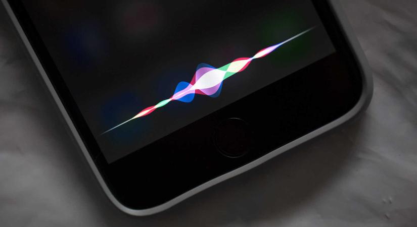A pletykák szerint az iOS 18 jelentős Siri fejlesztéseket fog tartalmazni