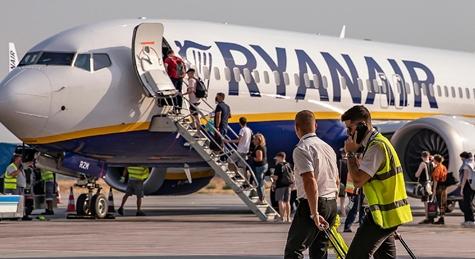 Elvette, de nem adta vissza a fizetés 20 százalékát a Ryanair, így újra sztrájkolnak a pilóták