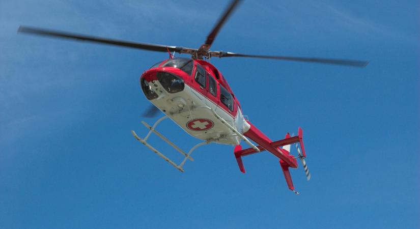 Szörnyű tragédia a Balatonnál: lezuhant egy helikopter, ketten utaztak benne