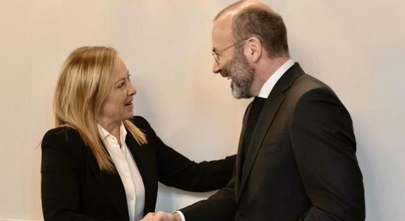 Óvják az Európai Néppártot a szélsőjobbtól