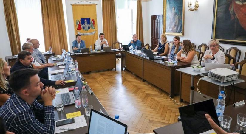 Még nincs döntés Kőszegen a képviselői méltatlansági ügyben