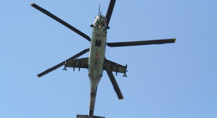 Most érkezett: lezuhant egy helikopter a Balatonnál, ketten utaztak rajta - VIDEÓVAL!