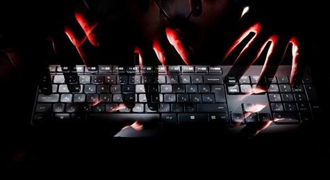 Az elmúlt három évben 40 kormánykritikus magyar oldalt támadtak meg hackerek