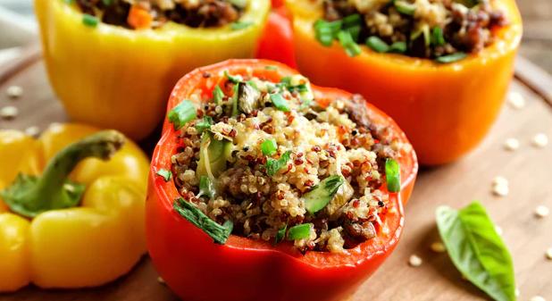 Töltött paprika quinoával és darált pulykahússal