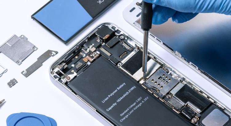Ez az anyag hozhatja el a mobiltelefon-akkumulátorok fenntartható jövőjét