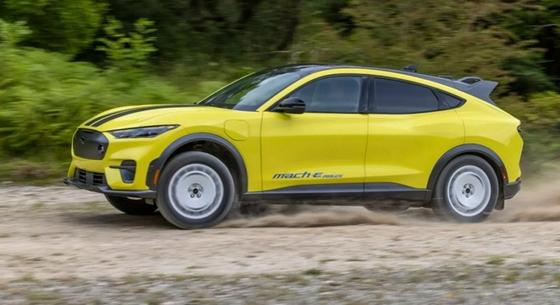 Elektromos raliautót a népnek: itt a 487 lovas Mustang Mach-E Rally