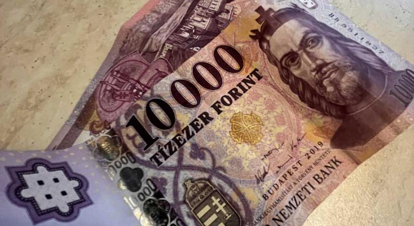 Váratlanul erősödik a forint, de nézd, mi jöhet!