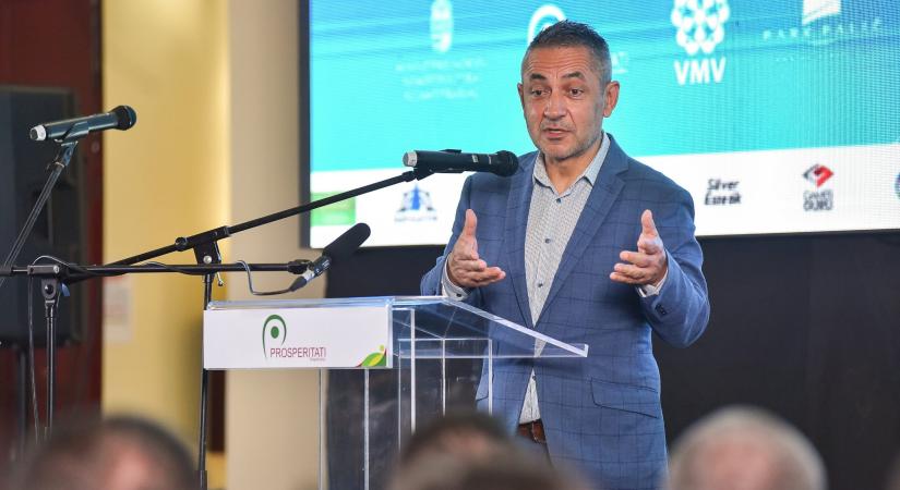Potápi Árpád János: a vajdasági magyarok szorgalmuknak köszönhetően tudtak kiemelkedni nehéz helyzetükből
