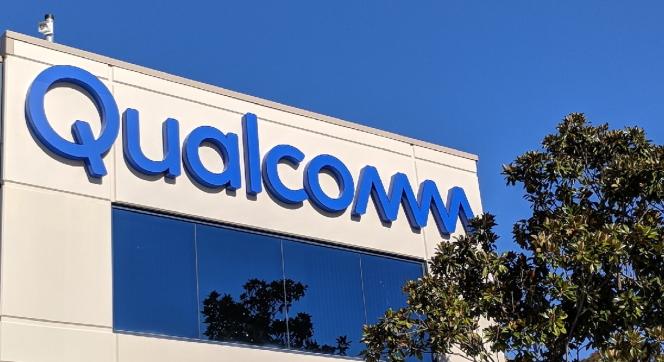 Az SMIC megsértette az amerikai szankciókat; a Qualcomm rossz napja a tőzsdén