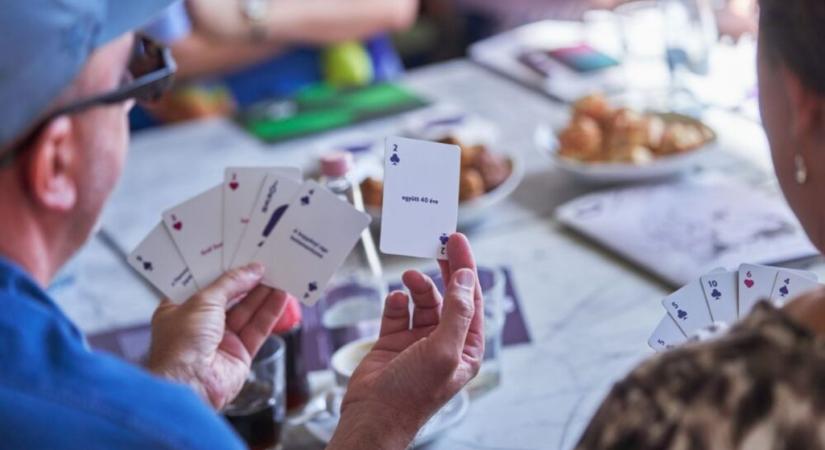 Rendhagyó kártyapartin mutatták be a Liszt Ünnep teljes programját