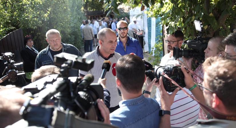 Szabó Bálint ismét Orbán Viktor közelében van