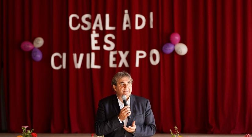 Civil szervezetek közötti együttműködést generál a balassagyarmati expó