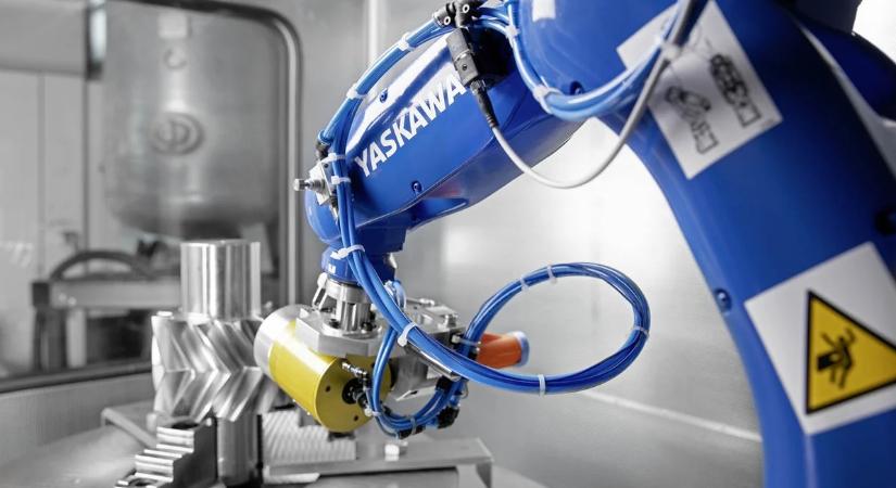 Innovatív raklaprakodó megoldásokat mutatott be a CMES Robotics