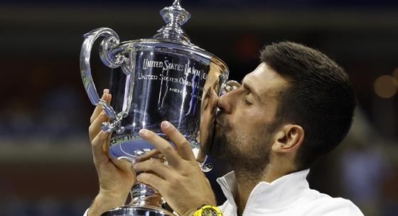 Történelmi győzelmet aratott Djokovic az US Openen