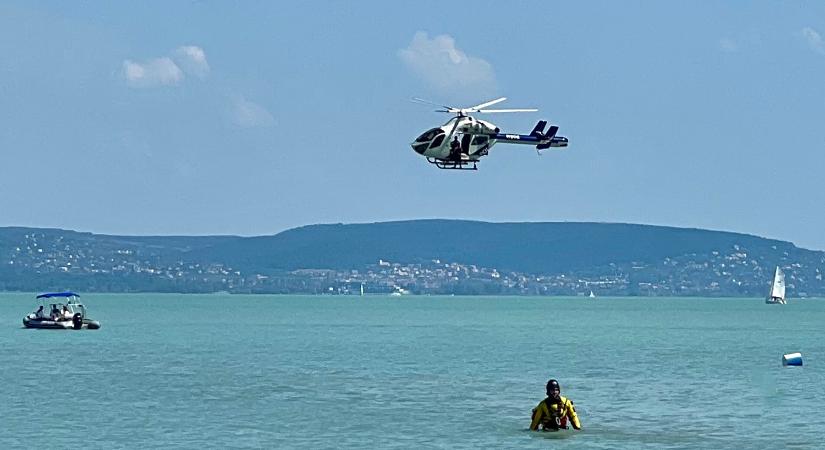 A Balatonba zuhant egy rendőrségi helikopter