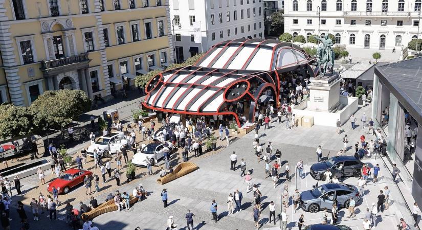 Utcányi 911-pavilonban prezentáltak több, normál méretű 911-est