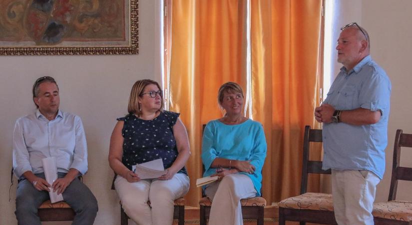 Civil szervezetekért tartottak fórumot a a Thury-várban