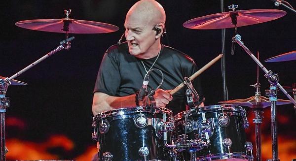 Chris Slade: "tudtam, hogy nem fognak felkérni, hogy doboljak újra az AC/DC-ben"