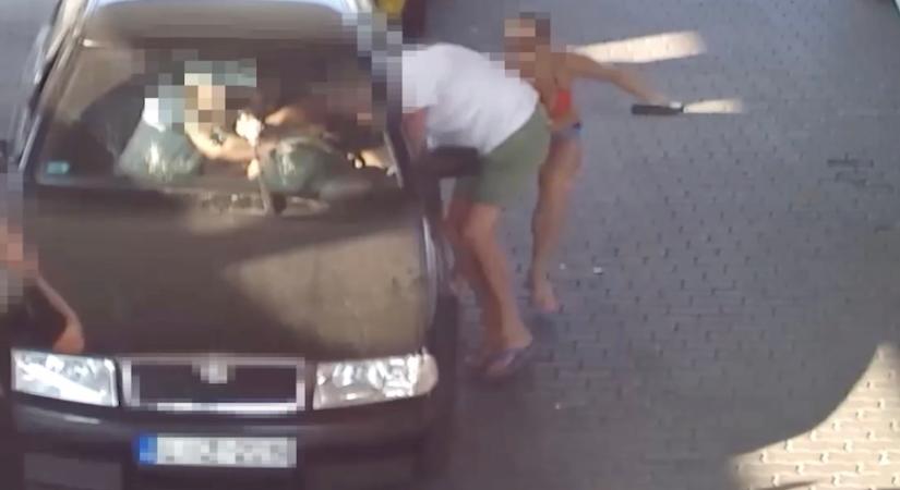 VIDEÓ: Verekedés egy IX. kerületi benzinkútnál