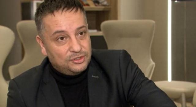 Akkora balhé volt L.L. Junior válóperén, hogy még a biztonsági őr is bekopogott a tárgyalóterembe, minden rendben van-e