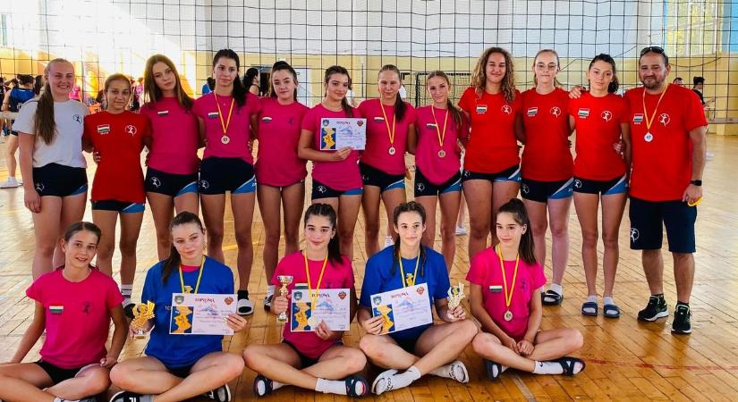 Ezüstérmet szereztek Nagyváradon a szolnoki fiatalok