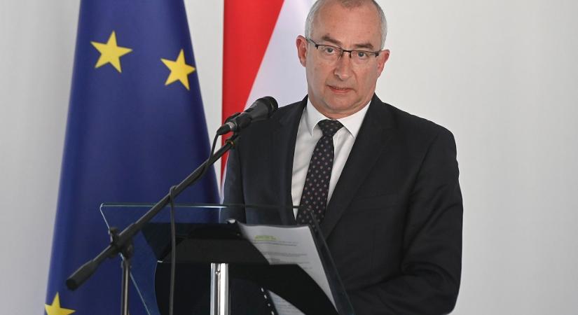 Sztáray Péter: döntő szakaszába lép a magyar űrhajósprogram