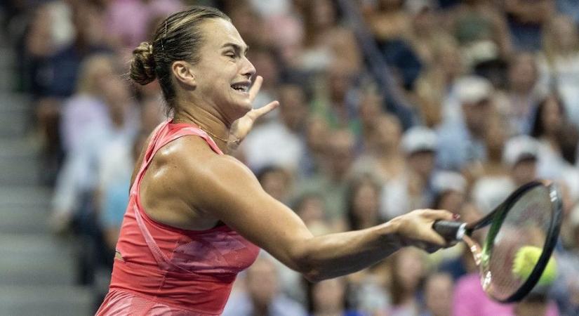 Széttörte, majd a kukába dobta az ütőjét a Grand Slam-győztes teniszsztár - videó