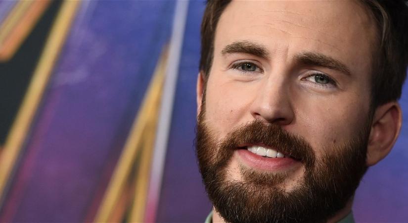 Ez a babaarcú bombázó csavarta el Amerika Kapitany fejét, mutatjuk kivel fogadott élete végéig tartó hűséget Chris Evans