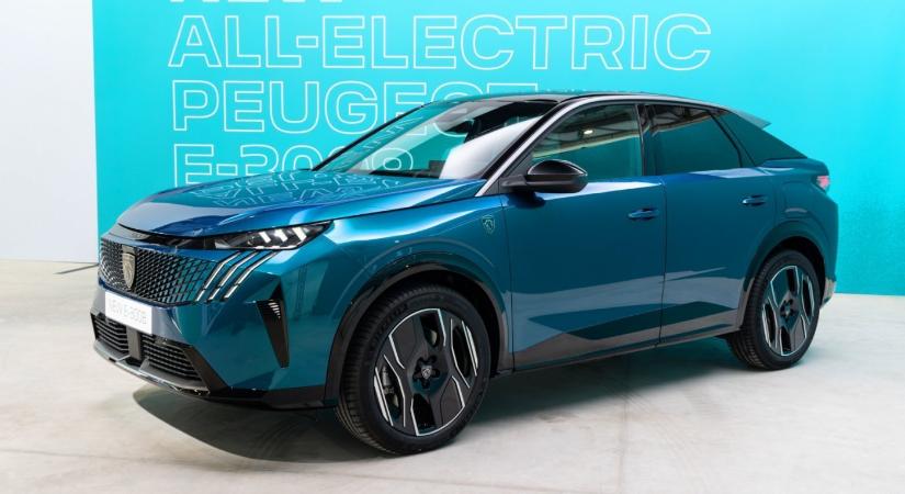 Végre hivatalosan is bemutatkozott a Peugeot E-3008