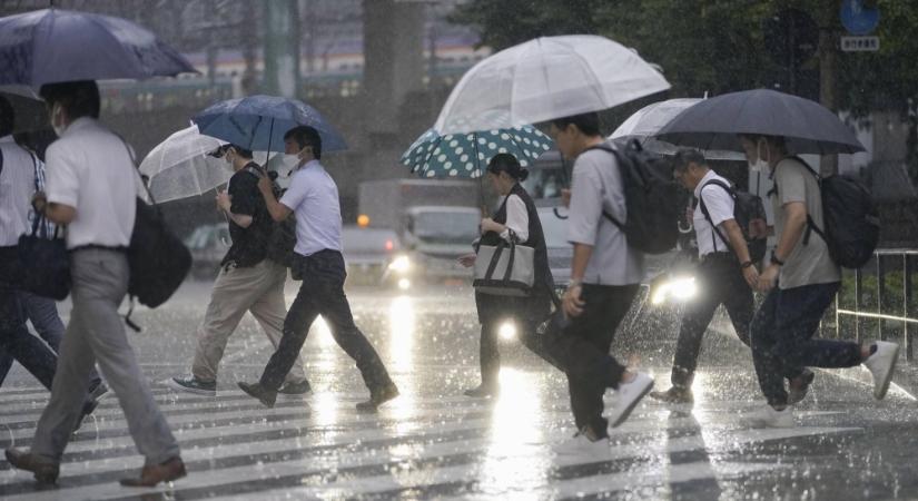 Japán Yun-yeung látogatását nyögi
