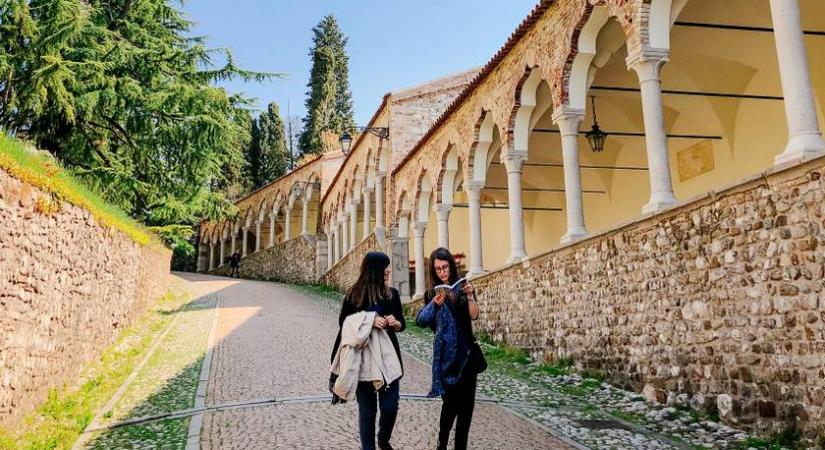 Imádni való olasz város, ahova közvetlen járat megy: Udine busszal is könnyen elérhető