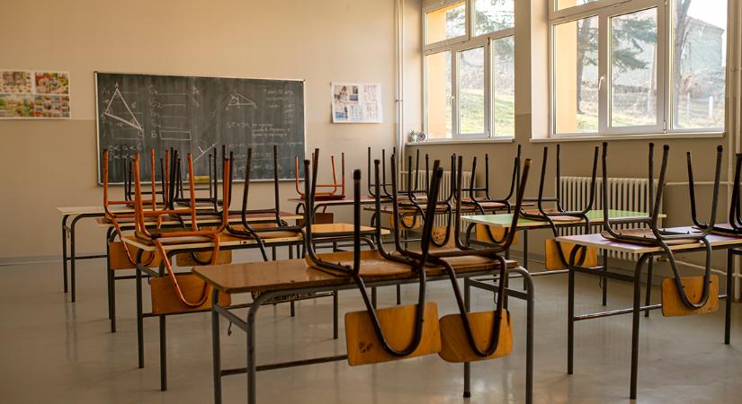 Tanítási időben jöttek a végrehajtók, kiürítették a soroksári iskolát