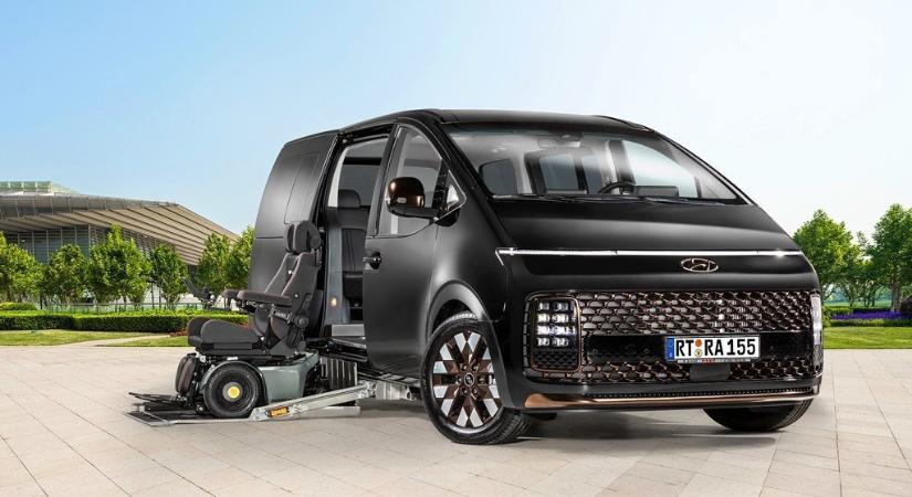 Hyundai Staria alapú mozgáskorlátozott szállító járművekkel bővíti a kínálatát a Paravan