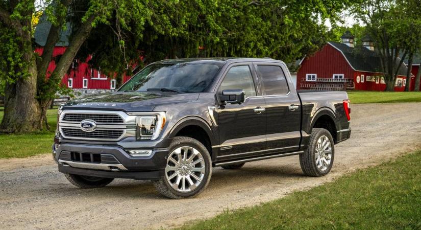 Nem vesznek elég elektromos Ford pickupot, de a Toyota járhat rosszul