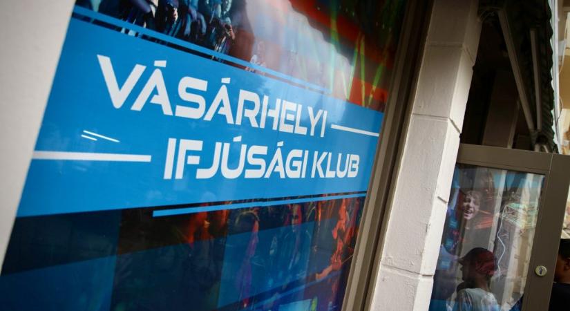 „Őszköszöntő” kézműves foglalkozás lesz az Ifjúsági Klubban