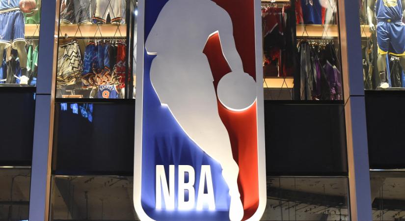 Megdöbbentő szabálymódosítással kényszerítik pályára a sztárokat az NBA-ben