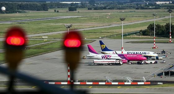 Több mint nyolcezer járatának törlésére kényszerülhet a Wizz Air hajtóműproblémák miatt