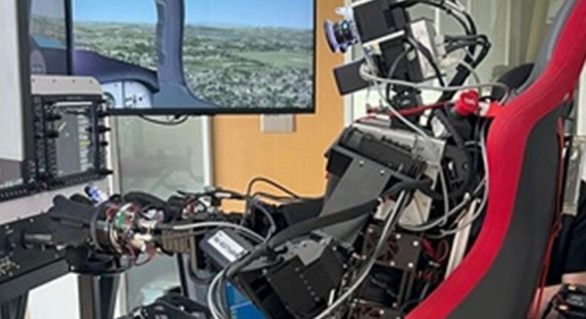 Ember formájú robotpilóta  pilótarobot