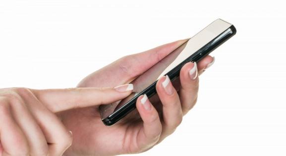 Elképesztő, milyen telefonszámról próbálják átverni az OTP nevében a gyanútlanokat